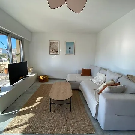 Avec Terrasse Cannes